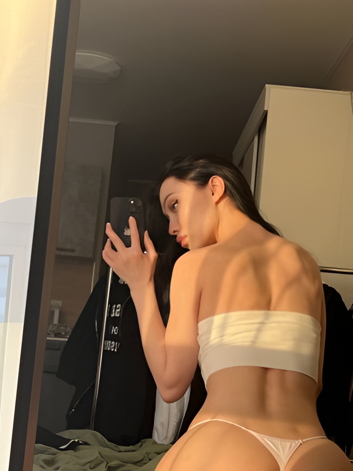 Лизочка привлекальеная девушка из Сергач цена от 2000 руб