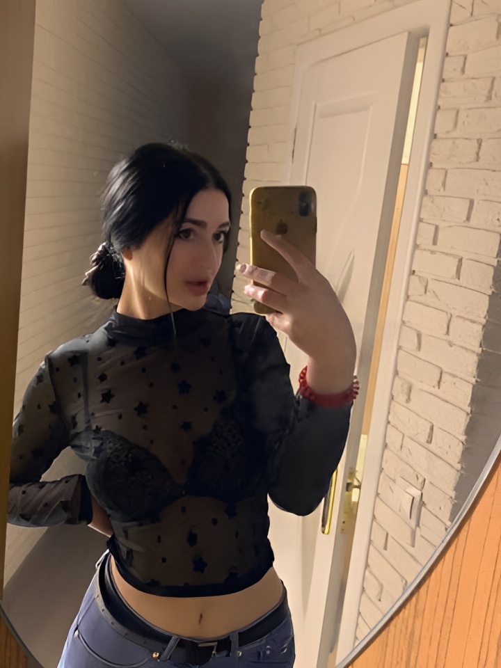 Василиса привлекальеная девушка из Сергач цена от 10000 руб