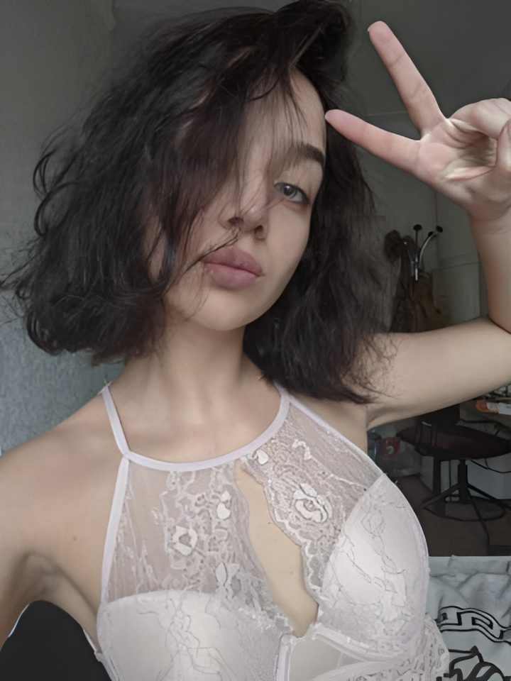 Вероника привлекальеная девушка из Сергач цена от 3000 руб