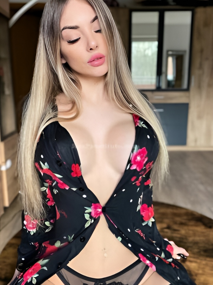 Индивидуалка Владлена, доступна для личного знакомства от 4000 руб