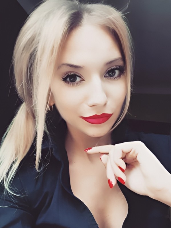 Лиза привлекательная девушка из Сергач цена от 2000 руб