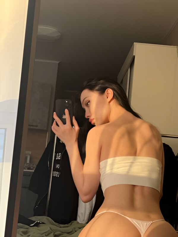 Лизочка привлекательная девушка из Сергач цена от 2000 руб