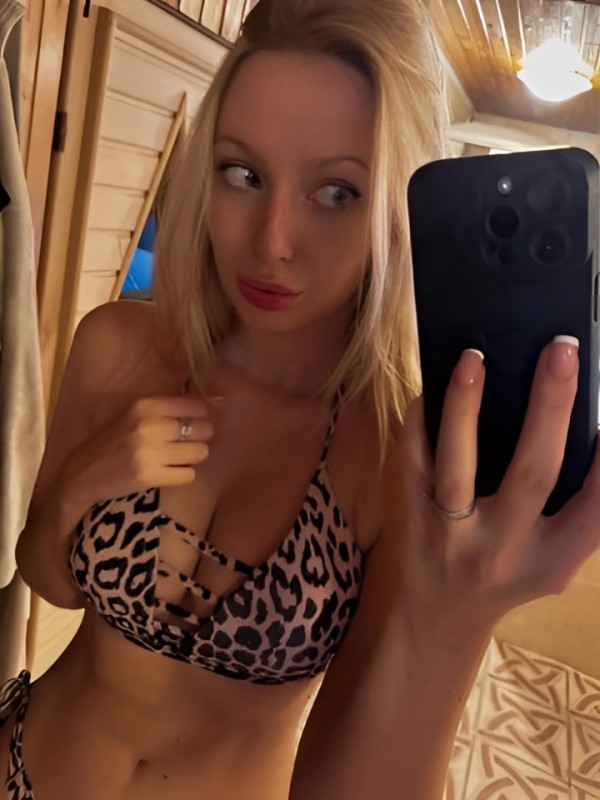 Рената привлекательная девушка из Сергач цена от 10000 руб