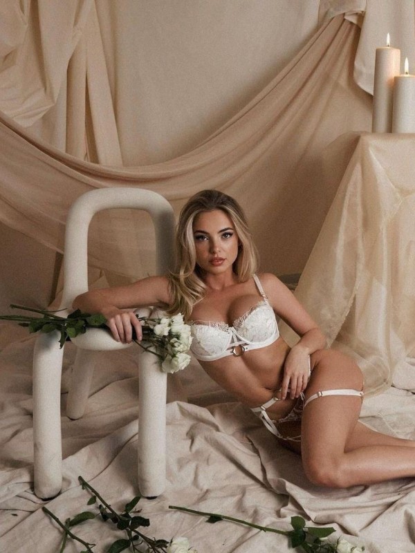 Галина привлекательная девушка из Сергач цена от 10000 руб